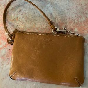 Coach Wristlet LeatherTan